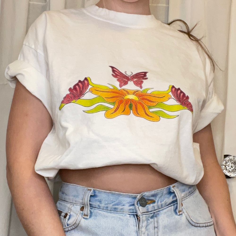 Vintage Anvil Flower tshirt